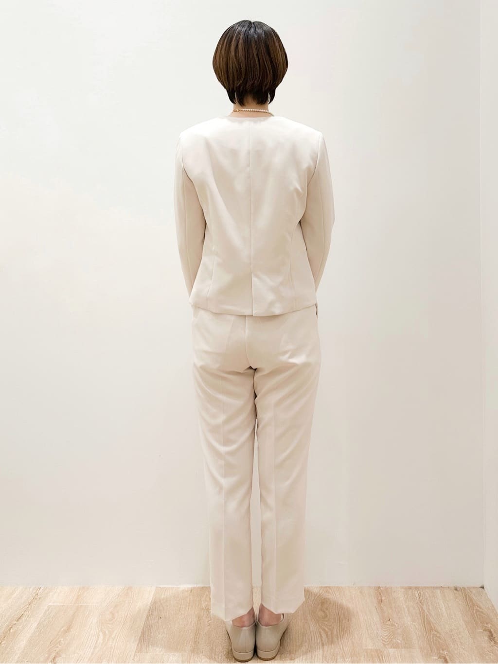 yurieさんの「OPAQUE.CLIP｜《通勤対応》レースブラウス【洗濯機OK】」を使ったコーディネート