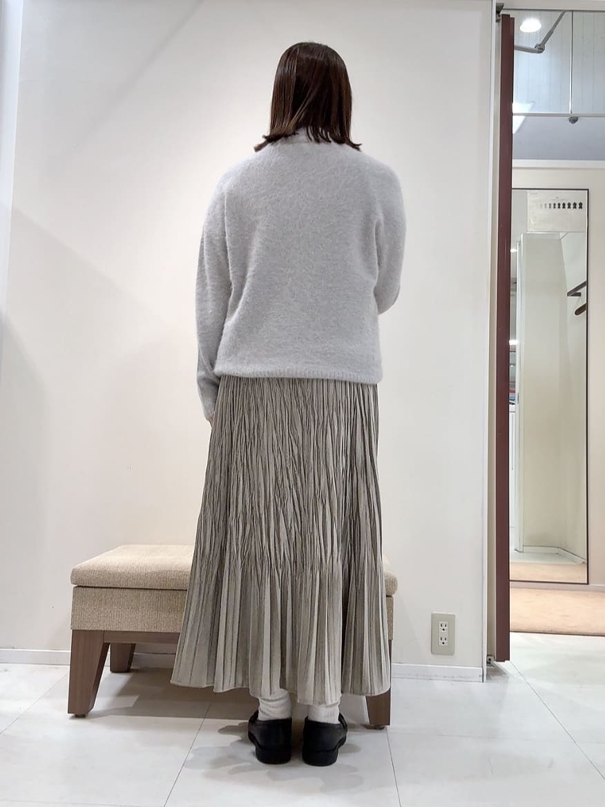 YUIさんの「UNTITLED｜【大人な品格/ふわふわニット】フォックスカシミヤ コクーンニット」を使ったコーディネート