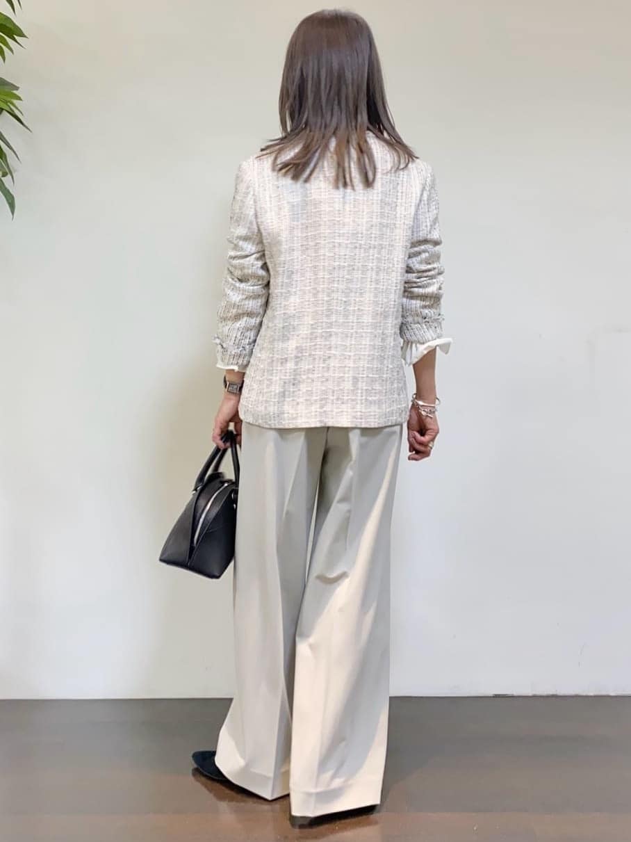 tomoさんの「UNTITLED｜【仕事着/スーツ】ファンシーツイード ジャケット」を使ったコーディネート