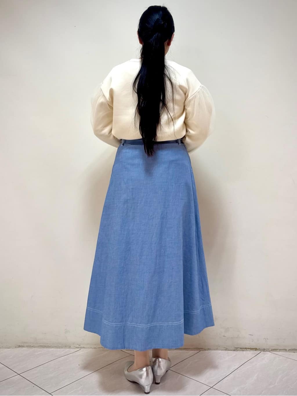 rincoさんの「Reflect｜チュールレイヤードスリーブプルオーバー」を使ったコーディネート