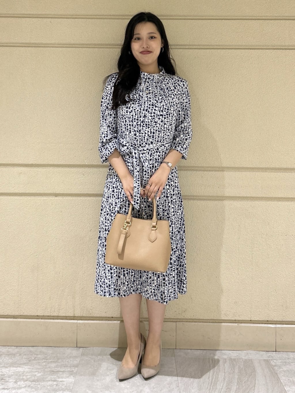 Momokaさんの「COUP DE CHANCE｜【手洗い可／日本製】エレガントワンピース」を使ったコーディネート