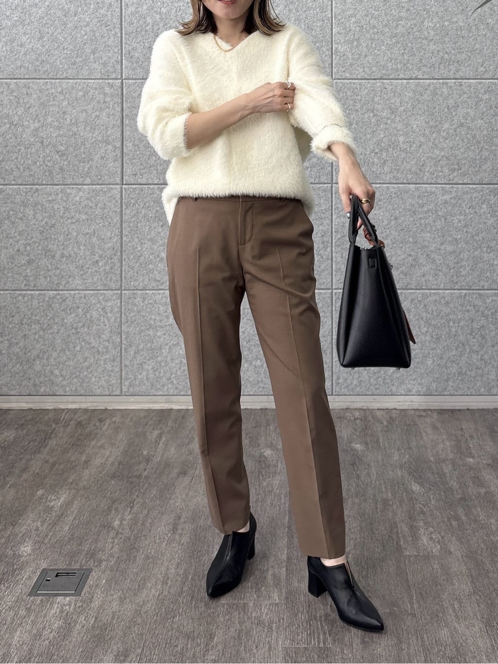 kotakiさんの「INDIVI｜【洗える】エアリーシャギートップス」を使ったコーディネート