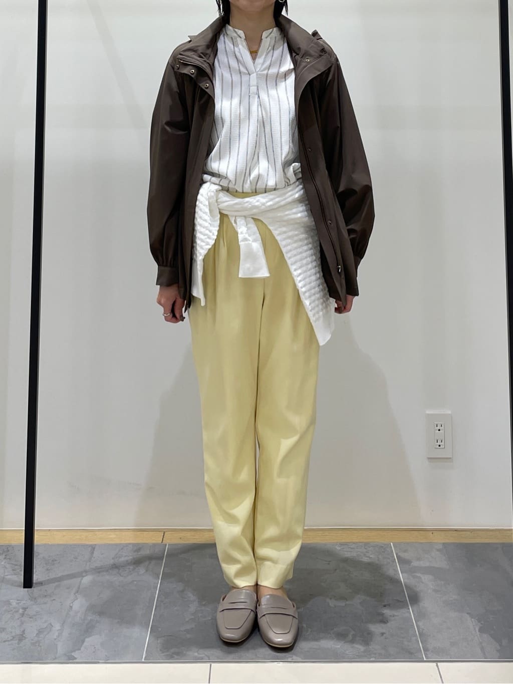 shihoさんの「INDIVI｜【洗える／着心地楽ちん】ブラウス風ストライプカットソートップス」を使ったコーディネート