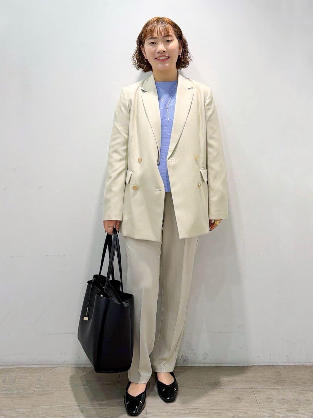 sumicaさんの「OPAQUE.CLIP｜美脚ストレッチイージーテーパードパンツ【洗濯機OK】」を使ったコーディネート