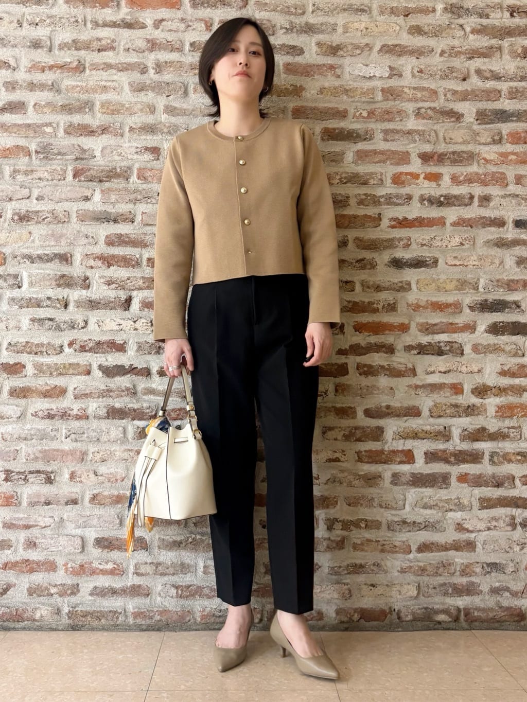 しばさんの「THE SHOP TK｜ハーフミラノカーデ」を使ったコーディネート