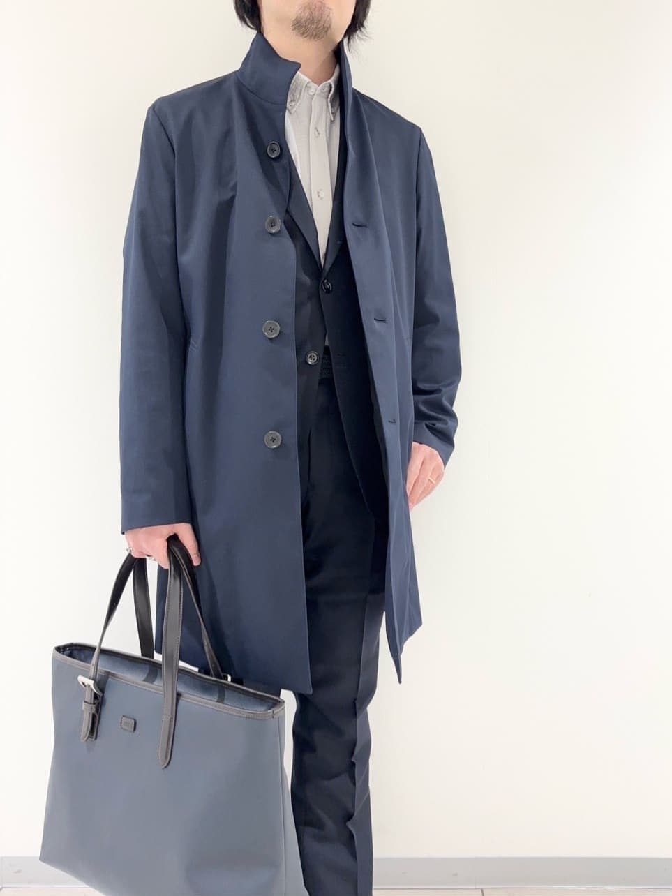 及川さんの「TAKEO KIKUCHI｜撥水ツイル スタンドカラー コート」を使ったコーディネート