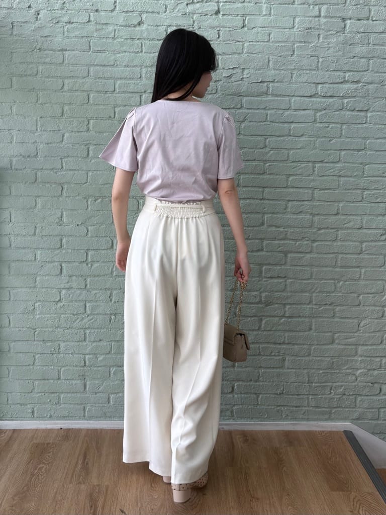 AOIさんの「Couture brooch｜【接触冷感・UVカット】パフュームプリントTシャツ」を使ったコーディネート