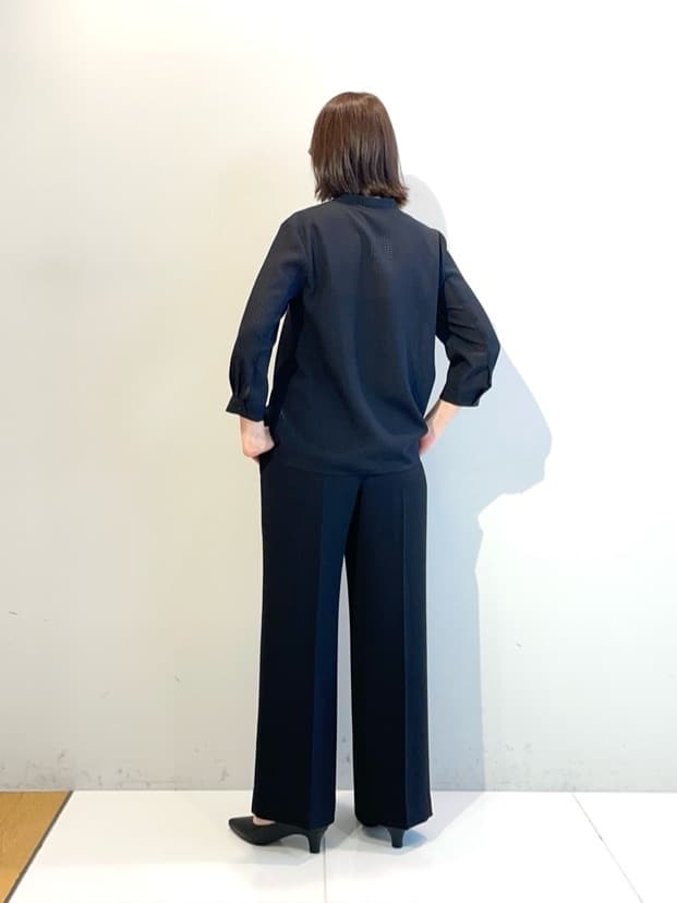 murayamaさんの「INDIVI｜【洗える／大人シアー】タックプリーツ7分袖ブラウス」を使ったコーディネート