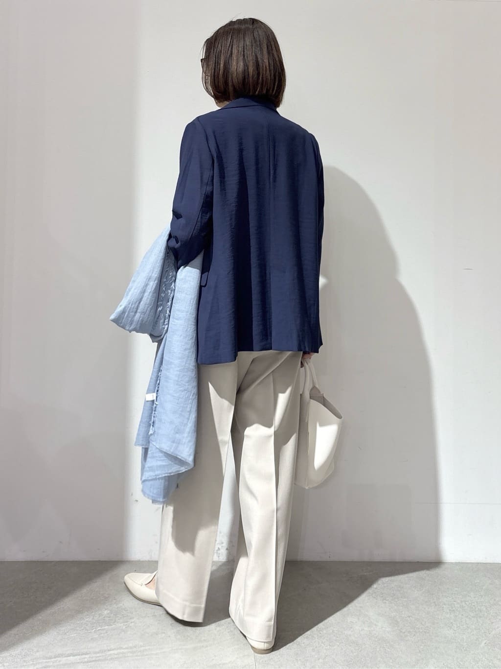 NAKAさんの「OPAQUE.CLIP｜スクエアトゥカシメローファー」を使ったコーディネート