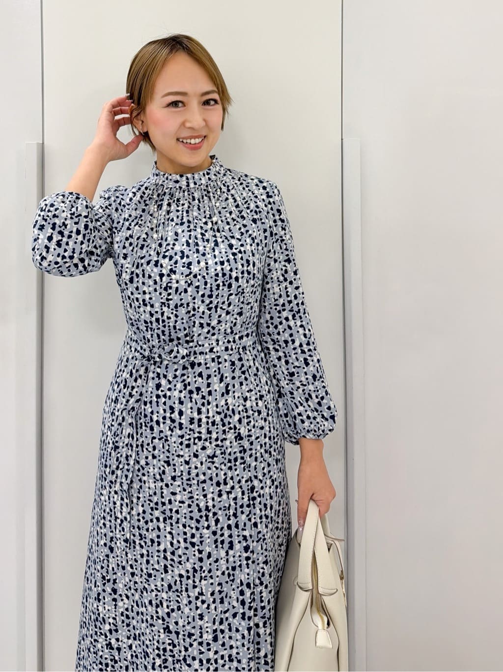 chiiさんの「COUP DE CHANCE｜◆【手洗い可／日本製】エレガントワンピース」を使ったコーディネート