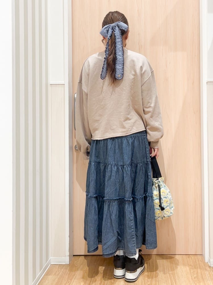 natsumiさんの「SHOO･LA･RUE｜ヒールアップスニーカー」を使ったコーディネート