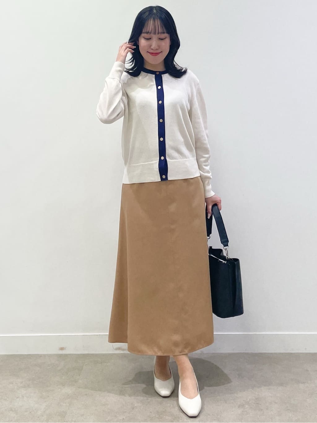 yukariさんの「Reflect｜【アンサンブル可】バイカラーカーディガン」を使ったコーディネート