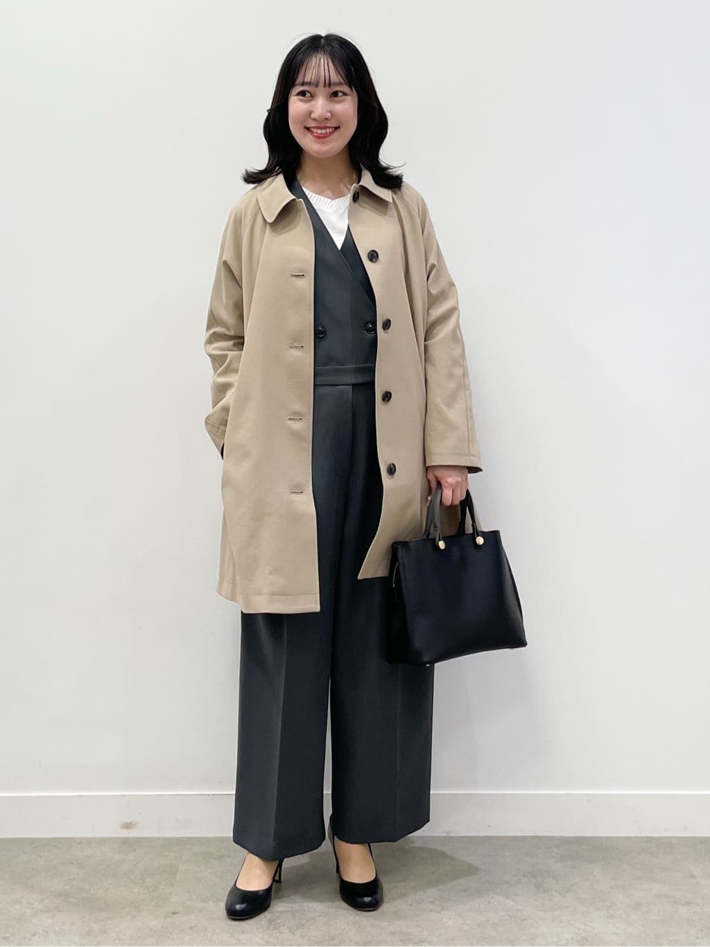 yukariさんの「Dessin｜【花粉ガード/撥水加工/洗える】ステンカラースプリングコート」を使ったコーディネート