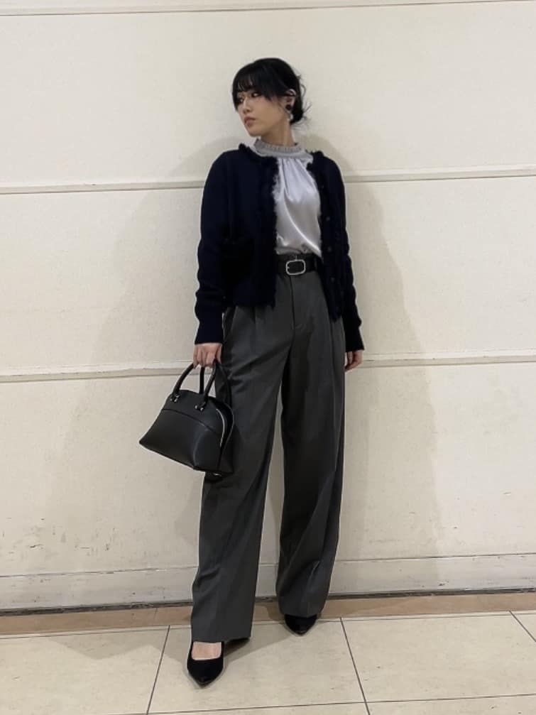 watanabeさんの「UNTITLED｜【洗える/ジャケット風】ツイードニットカーディガン」を使ったコーディネート