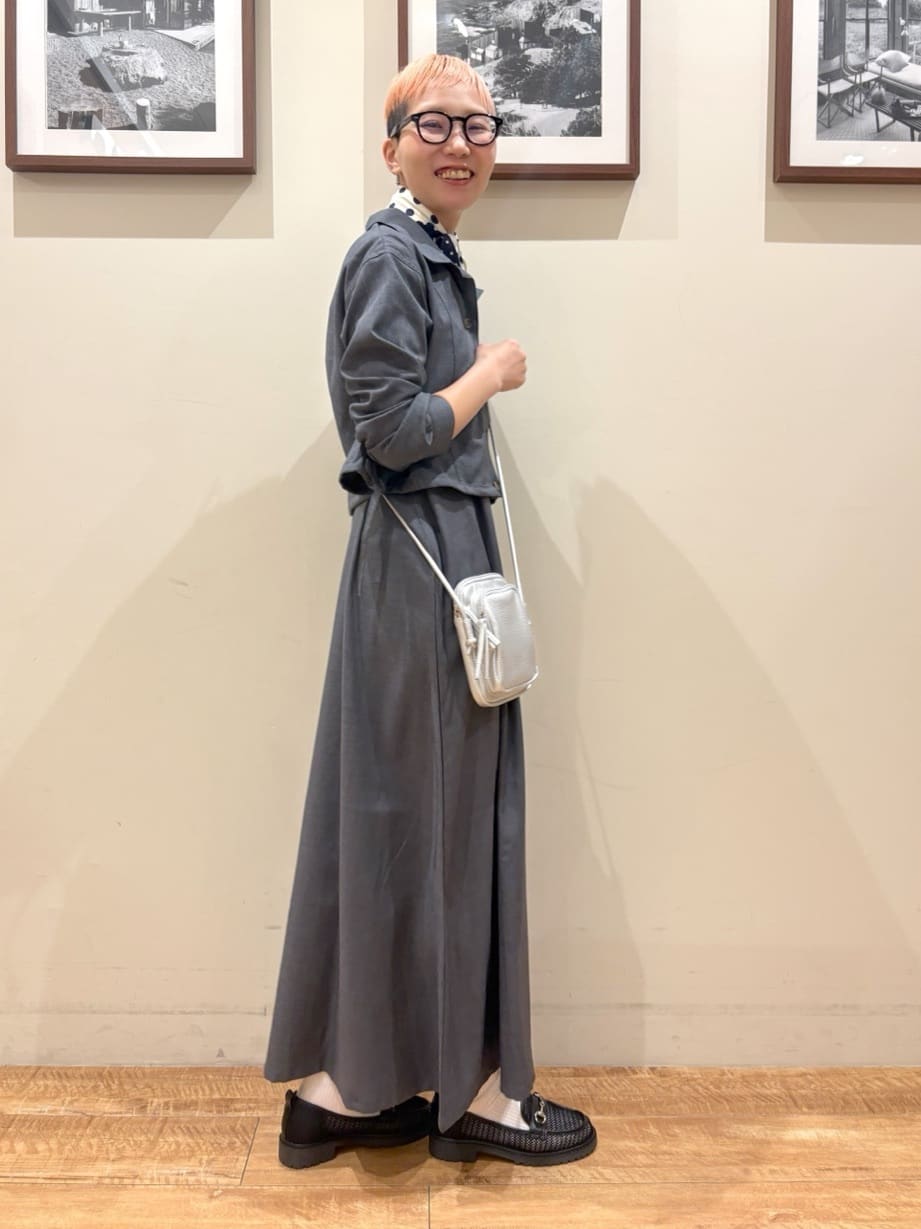 Ayumiさんの「SHOO･LA･RUE｜スクエアミニショルダーバッグ」を使ったコーディネート