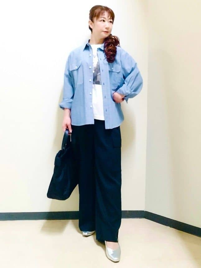 花さんの「Reflect｜ストレートワイドカーゴパンツ」を使ったコーディネート