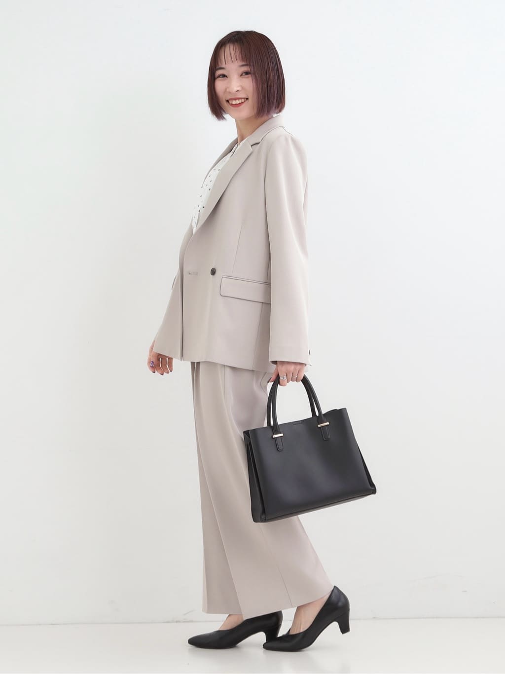 𝐜𝐡𝐢𝐤𝐚さんの「SHOO･LA･RUE｜【洗濯機可/イージーケア/UV】オンオフ使える　ゆったりダブルジャケット」を使ったコーディネート