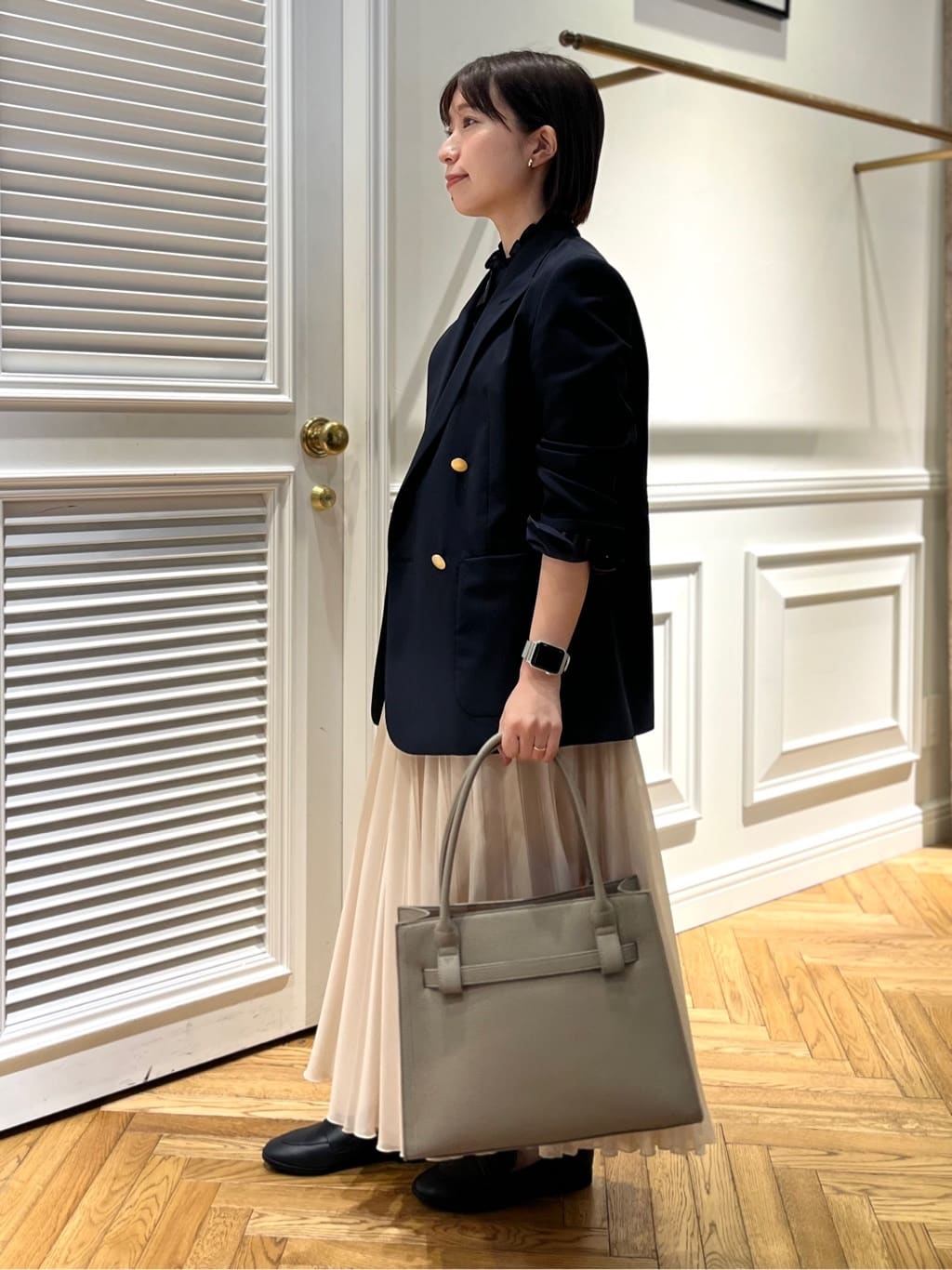 つじ まこさんの「DRESSTERIOR｜コンフォート ダブルブレザー」を使ったコーディネート