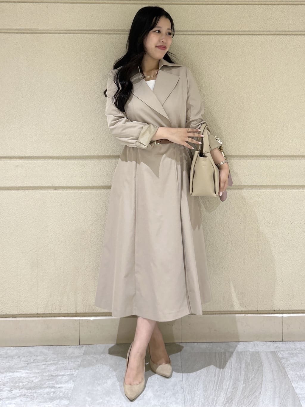 Momokaさんの「COUP DE CHANCE｜【きれいめ羽織り】Aラインドレスコート」を使ったコーディネート
