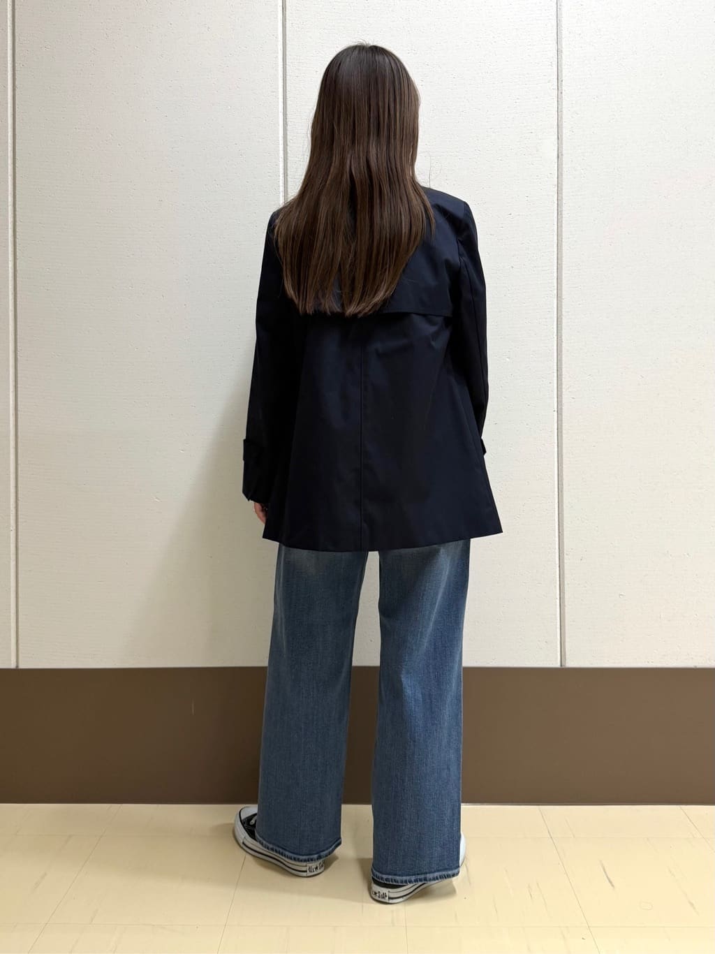 mamiさんの「INDIVI｜【SETUP可能】モダンフラワー柄キャンディスリーブブラウス」を使ったコーディネート