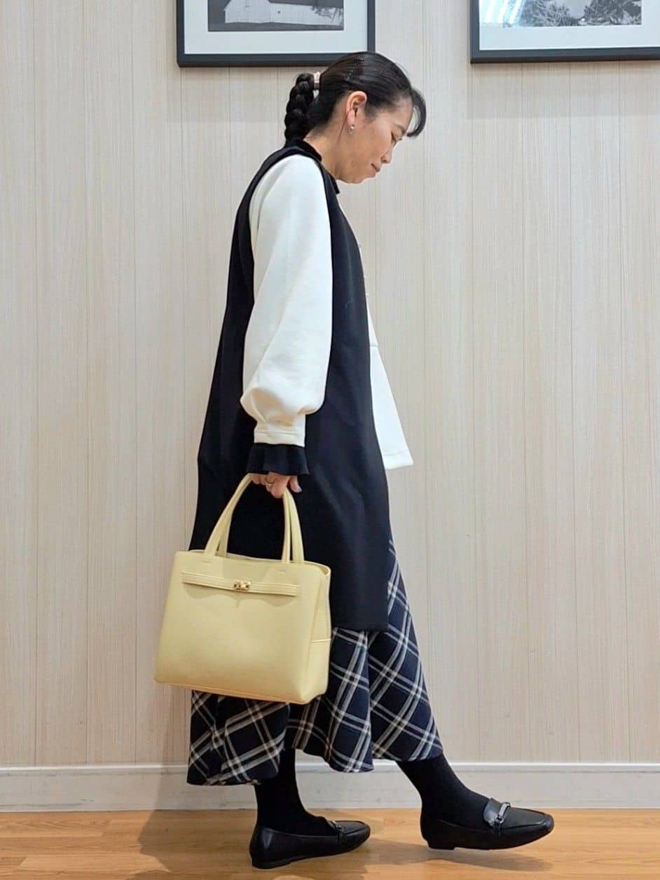 Saoさんの「SHOO･LA･RUE｜【洗濯機可/S-LL】ほどよいゆとりの もちっとやわらかリブニット」を使ったコーディネート