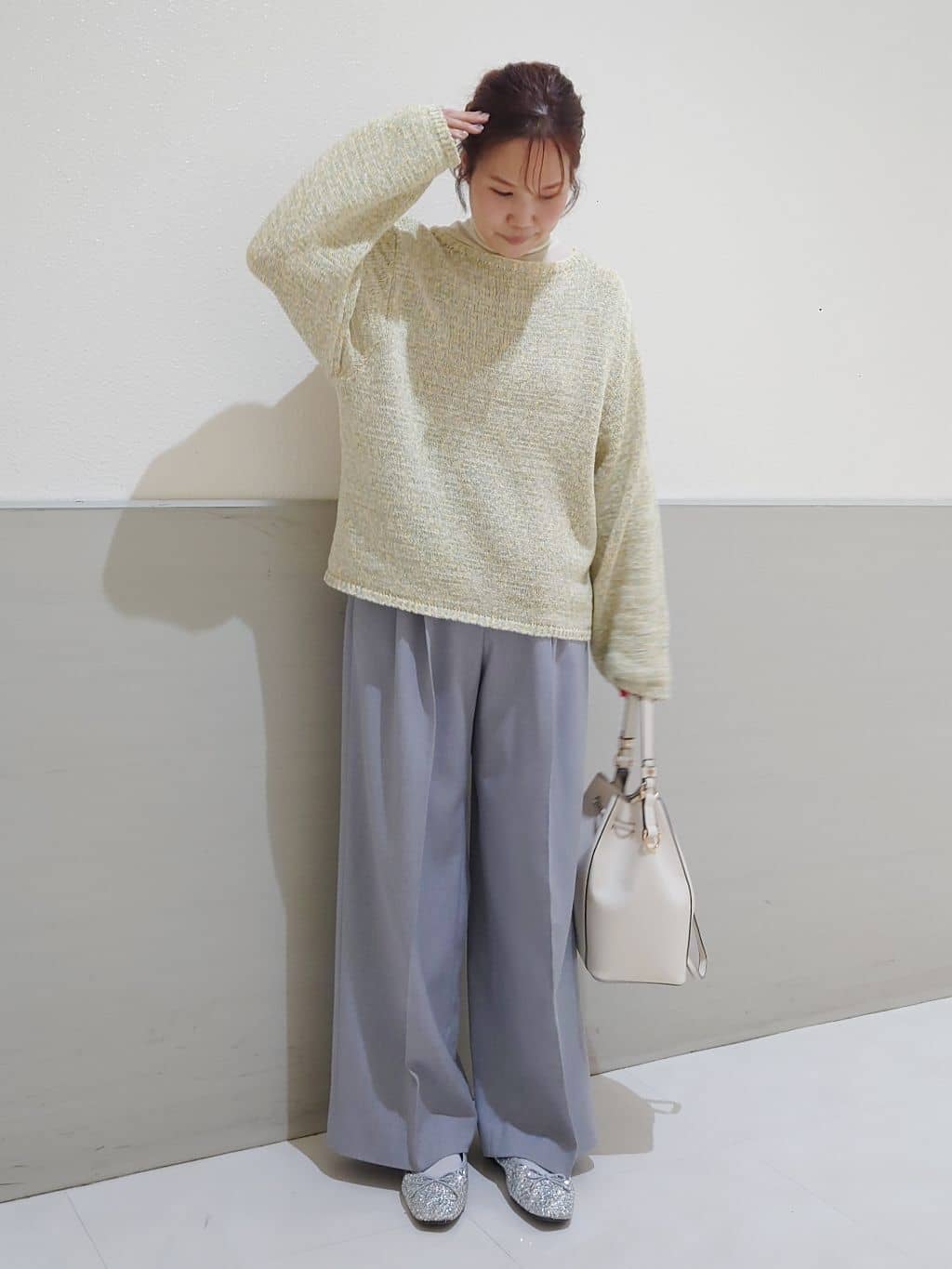 maruさんの「THE SHOP TK｜MIXカラーで軽やかに テープヤーンニット」を使ったコーディネート