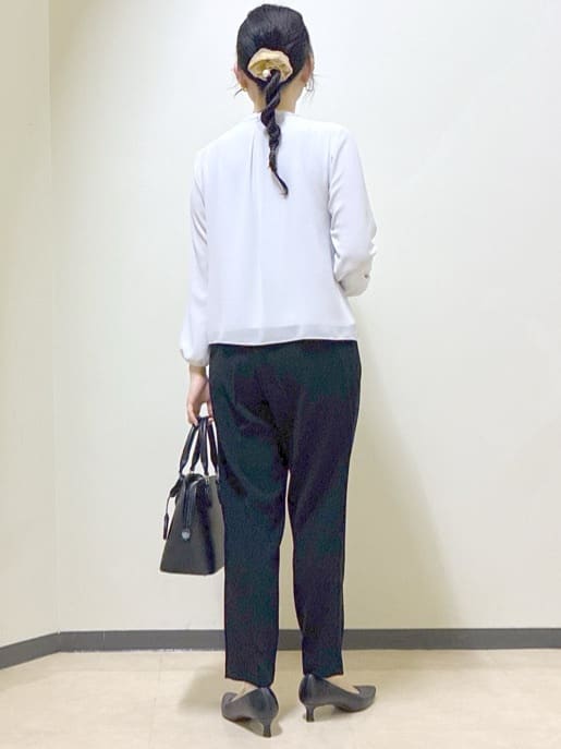  beni_gingerさんの「Reflect｜【UVカット／接触冷感】フロントフリルシフォンブラウス」を使ったコーディネート