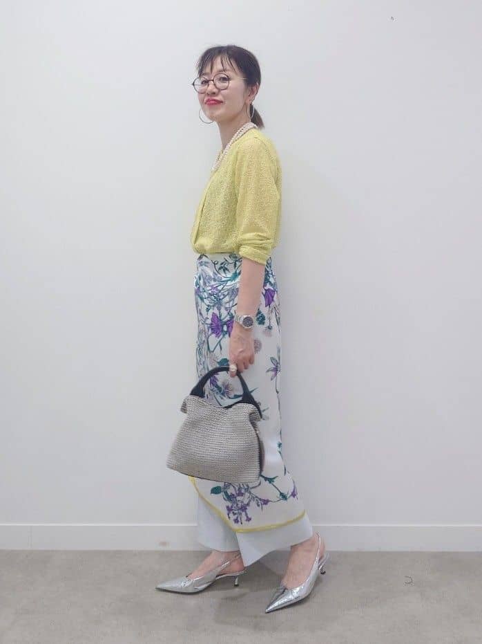 MUTSUKOさんの「UNTITLED｜◆【シアー】ストレッチレースカーディガン」を使ったコーディネート