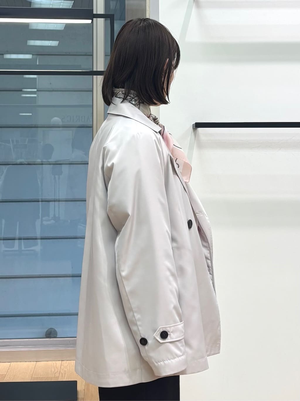 asamiさんの「INDIVI｜【褒められパンツ／洗える／ウエストゴム】ワイドタックパンツ」を使ったコーディネート