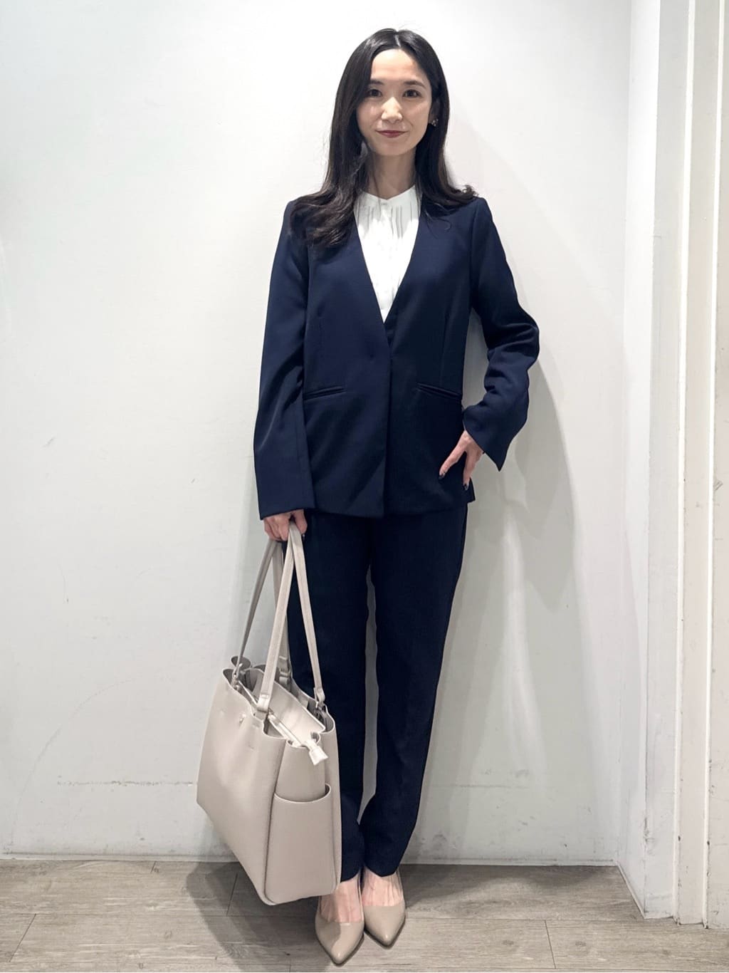 yuicciさんの「OPAQUE.CLIP｜《通勤／セットアップ対応》 Vネックジャケット／ダブルクロス【洗濯機OK】」を使ったコーディネート
