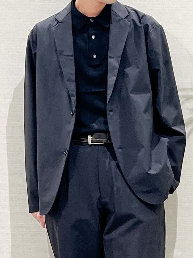 SHI-MAさんの「THE SHOP TK｜《KURO》コーデュラナイロン ジャケット セットアップ可／防シワ／撥水／ストレッチ」を使ったコーディネート
