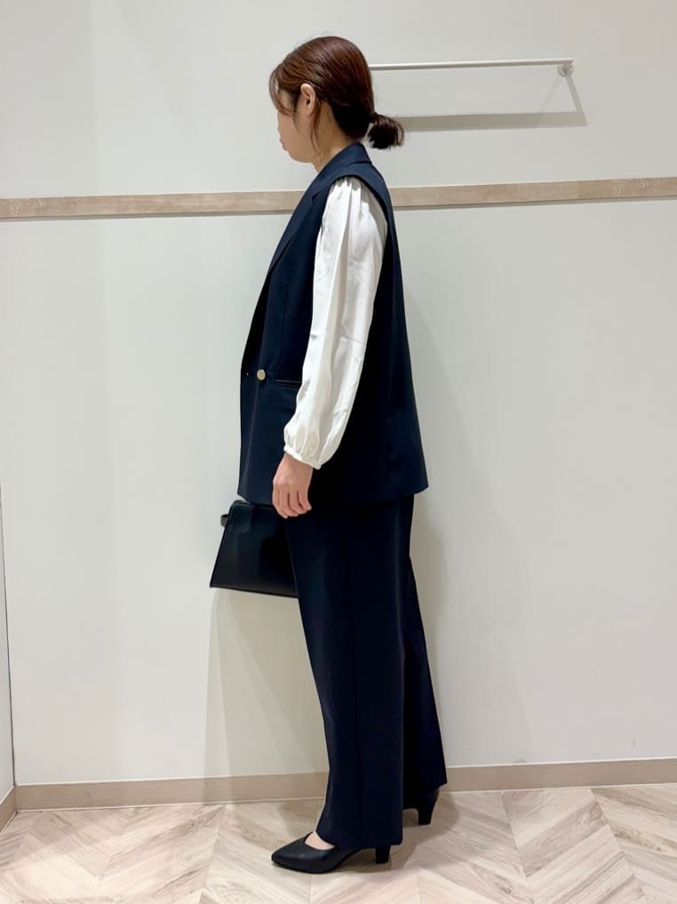 c_h_i_k_aさんの「SHOO･LA･RUE｜【セットアップ可/S-LL/洗濯機可】サッと羽織ってこなれ見え ダブルブレストジレ」を使ったコーディネート