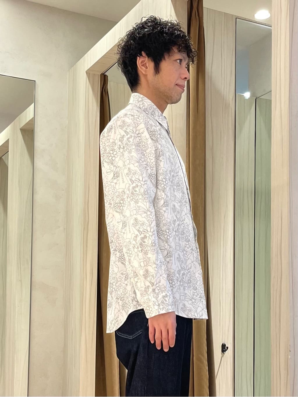 URAさんの「TAKEO KIKUCHI｜【BOWLER HAT LABEL】エクスプローラー Gジャン」を使ったコーディネート