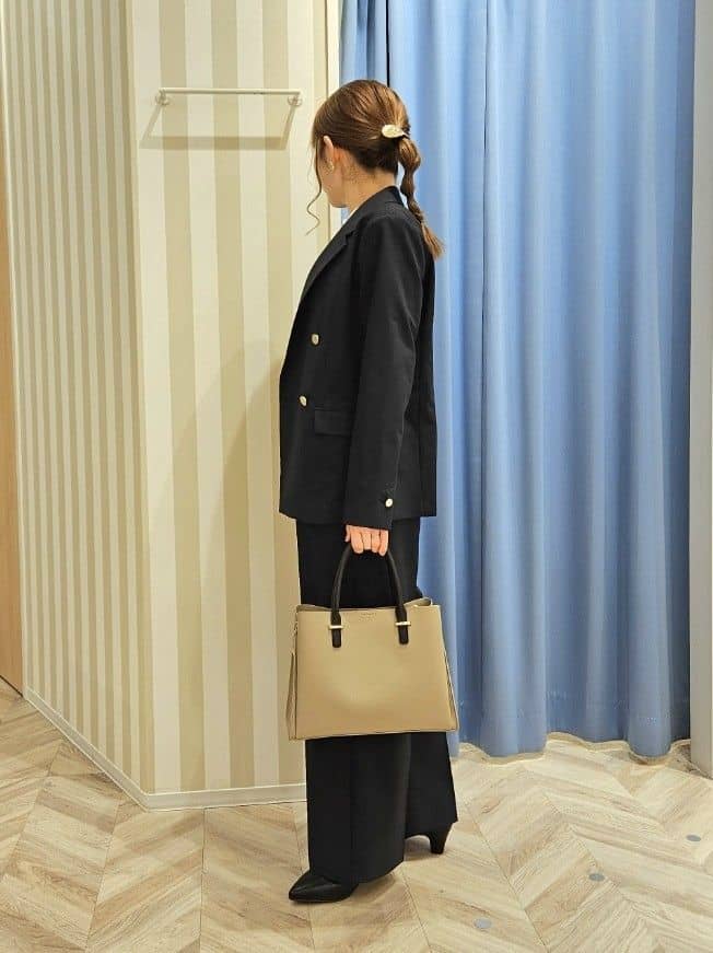 Ikumiさんの「SHOO･LA･RUE｜【セットアップ可/S-LL/洗濯機可】マニッシュに決まる ダブルブレストジャケット」を使ったコーディネート
