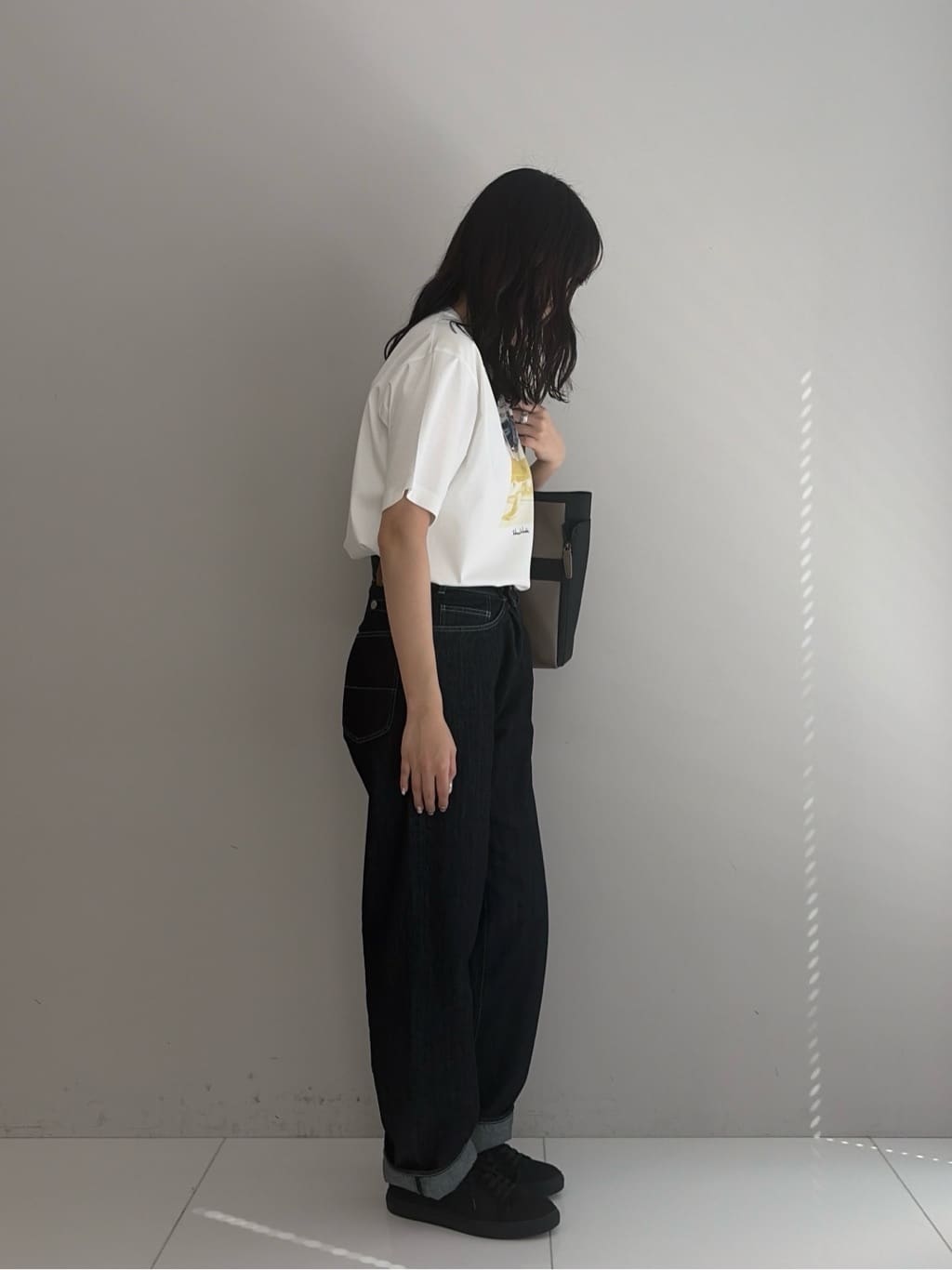 Akutagawaさんの「TAKEO KIKUCHI｜マラケシュ フォト Tシャツ」を使ったコーディネート