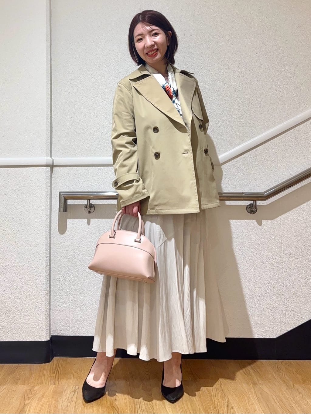 MIKIKOさんの「UNTITLED｜【定番人気/はっ水/洗える】タスランショートトレンチコート」を使ったコーディネート