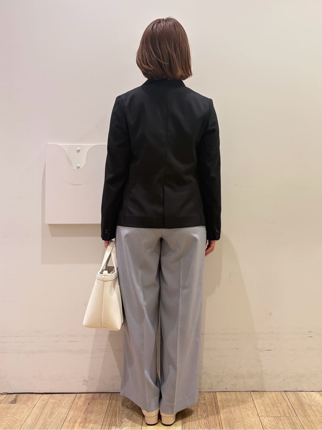 YUKOさんの「index｜【吸水速乾】ストレッチワイドストレートパンツ／セットアップ対応《洗濯機OK》」を使ったコーディネート