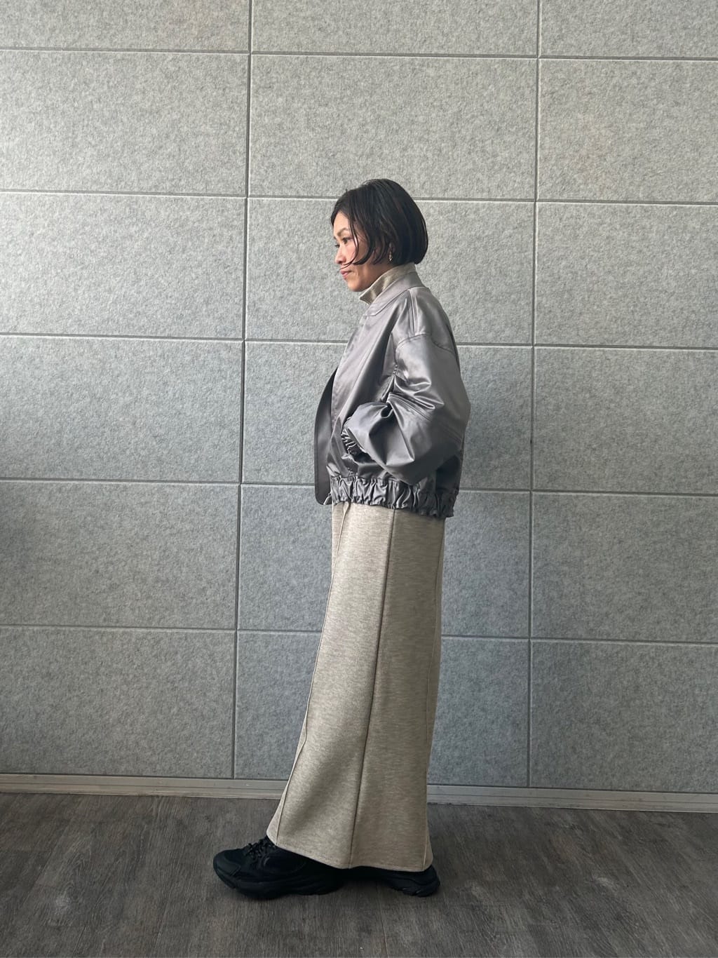 yukoさんの「CODE A｜satin bomber jacket」を使ったコーディネート