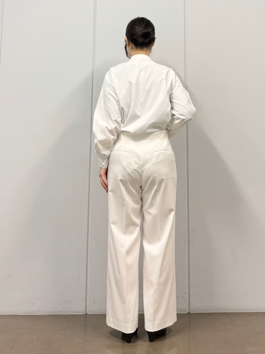 mizukiさんの「INDIVI｜【ウール混／スーツ】テーラードカラージャケット」を使ったコーディネート