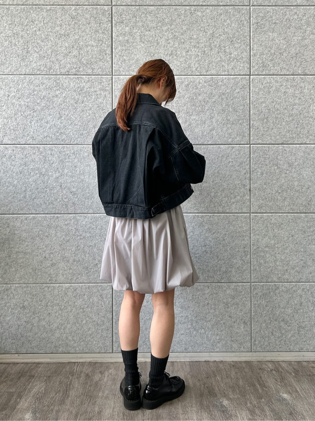 harunaさんの「CODE A｜balloon easy skirt」を使ったコーディネート