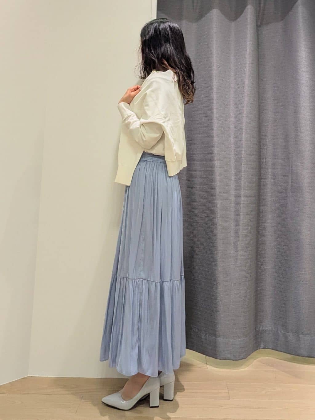 miiさんの「INDIVI｜【洗える／アンサンブル可能】シンプルデザインニット」を使ったコーディネート