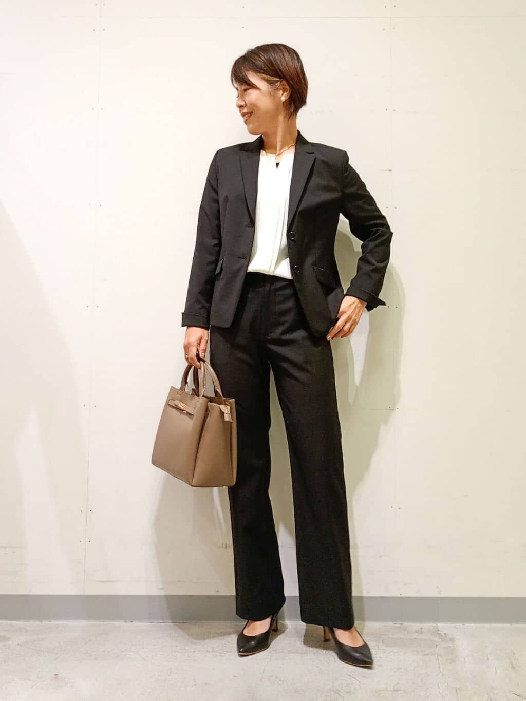 Kさんの「INDIVI｜【ウール混／スーツ】ストレートパンツ」を使ったコーディネート