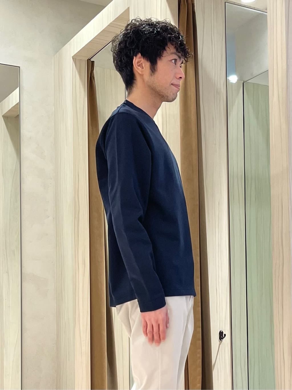 URAさんの「TAKEO KIKUCHI｜畦編みチェック ニットカーディガン」を使ったコーディネート