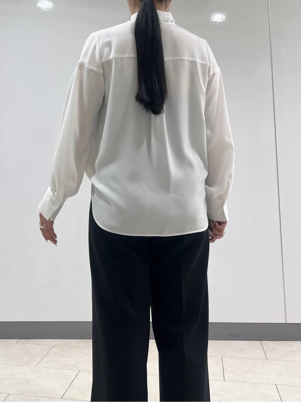 hasuさんの「INDIVI｜【洗える】ジョーゼットボウタイブラウス」を使ったコーディネート