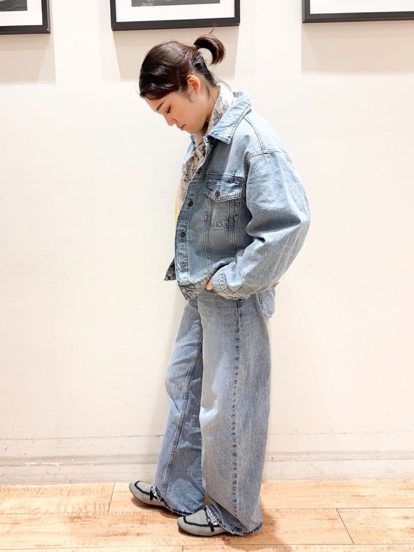 かふぇもか。さんの「SHOO･LA･RUE｜【SHOO・LA・RUE DENIM】羽織るだけでこなれる　オーバーサイズデニムジャケット」を使ったコーディネート