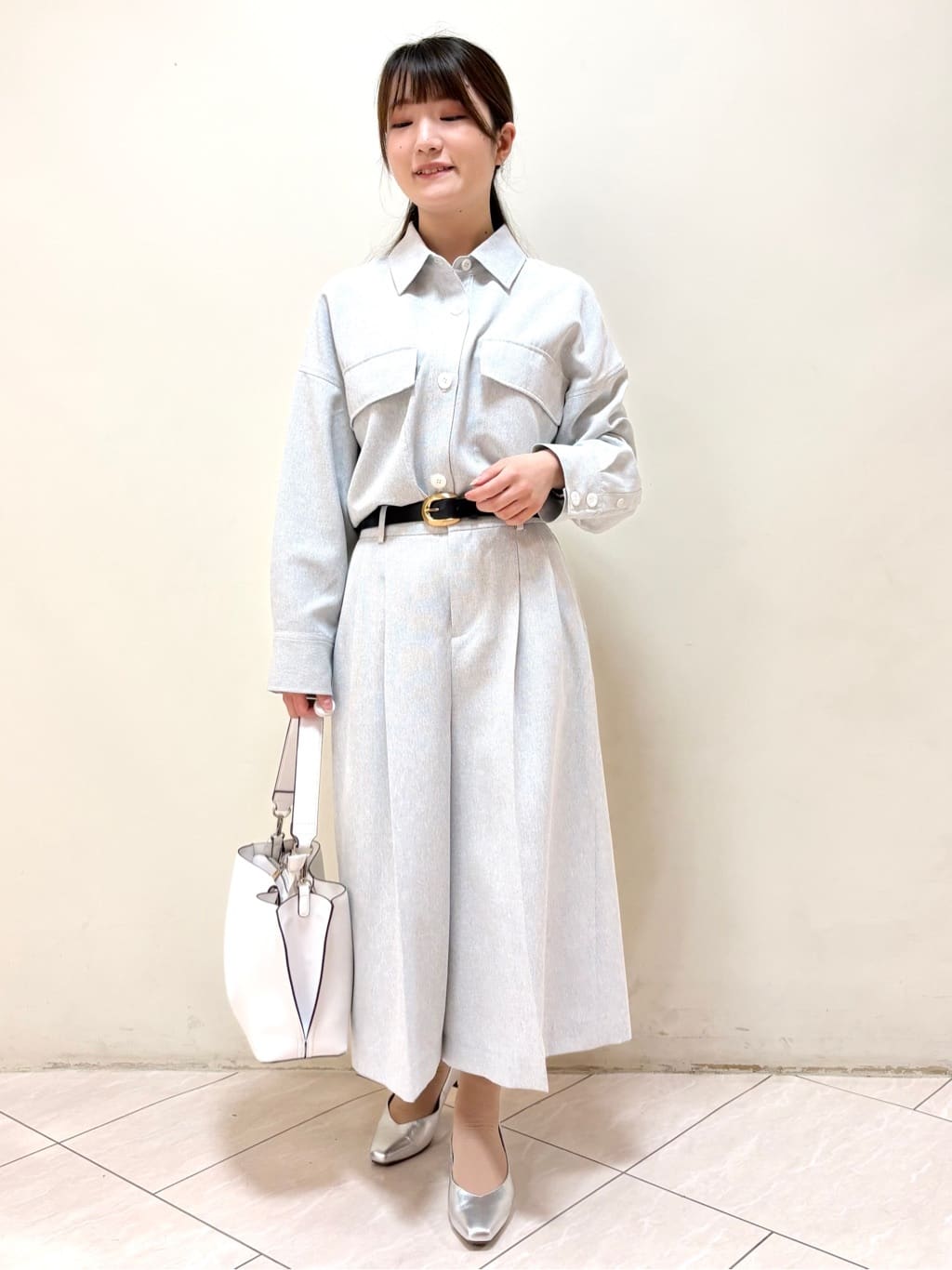 mikiさんの「Reflect｜リネンライクワイドミディパンツ」を使ったコーディネート