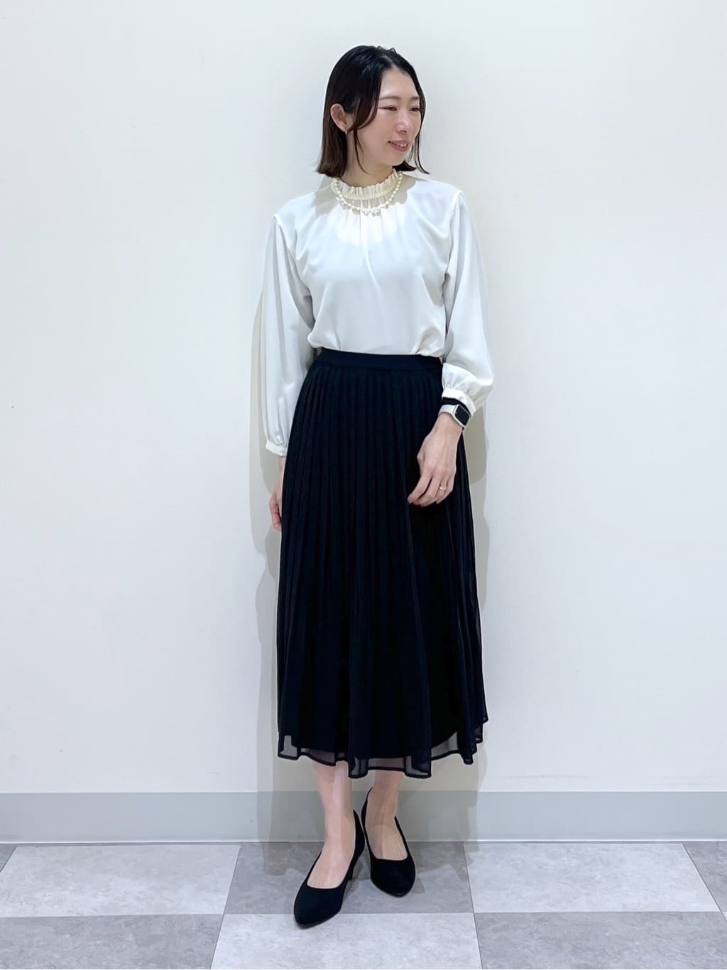canaさんの「Dessin｜【洗える】フリルネックジョーゼットブラウス」を使ったコーディネート