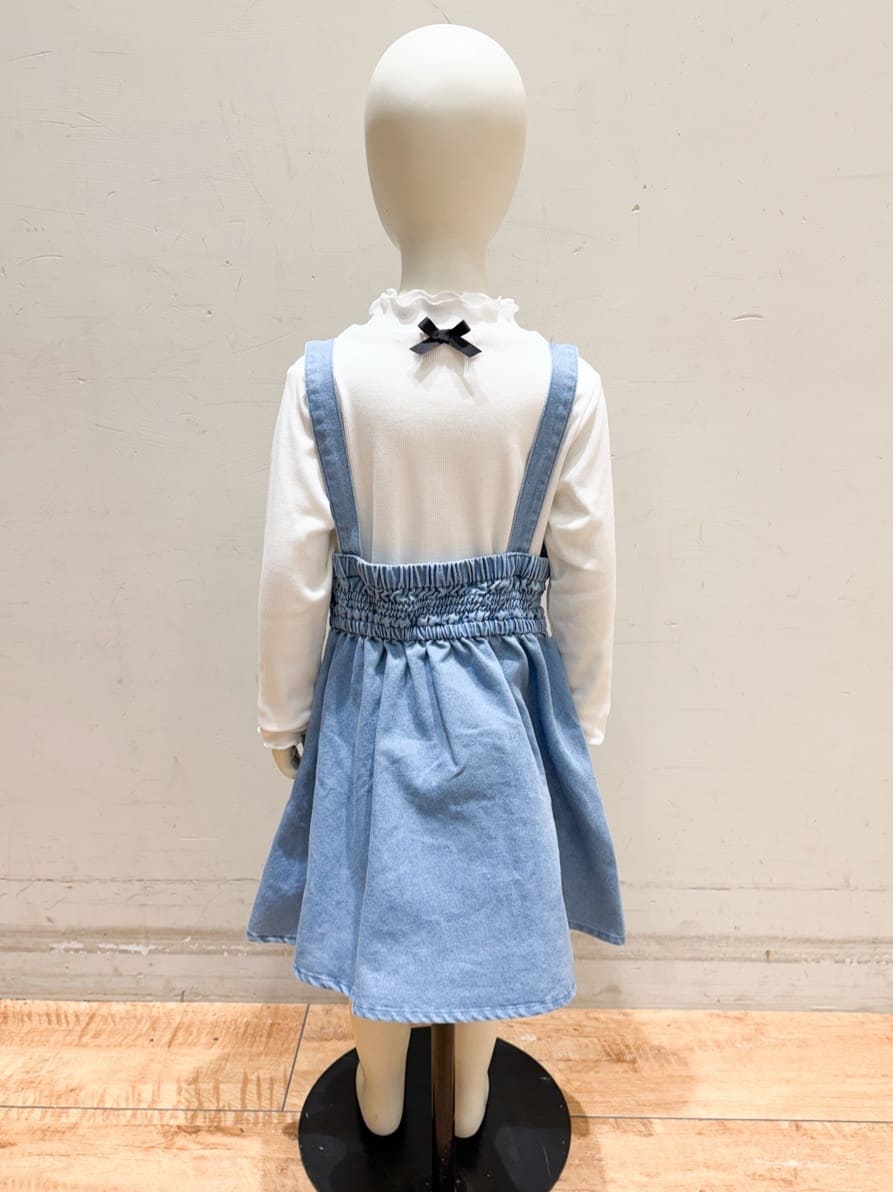 Takayaさんの「SHOO･LA･RUE｜【100-150cm】デニムジップジャンスカ」を使ったコーディネート