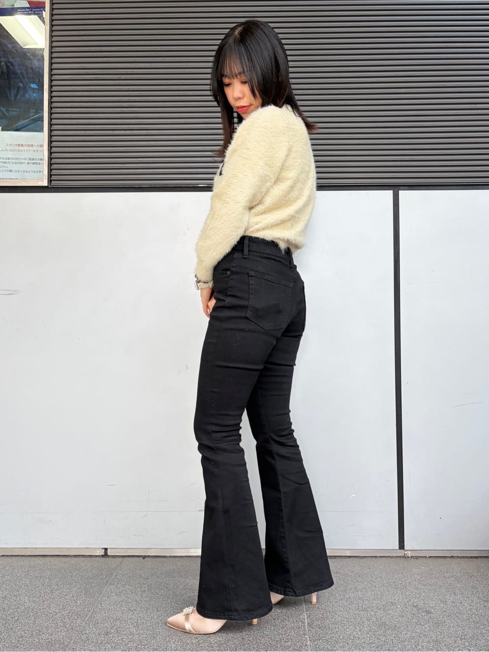 あずみさんの「ESPERANZA｜【12時間パンプス】約7．5cm／ビジューベルト パーティ-結婚式に最適」を使ったコーディネート
