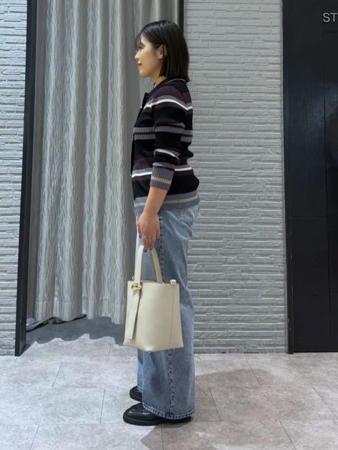chさんの「THE SHOP TK｜衿付マルチボーダーニット」を使ったコーディネート